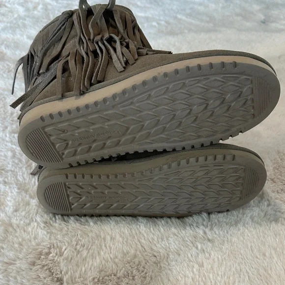 Koolaburra by UGG Fringe Suede Boots • Mocha - Picture 3 of 6
